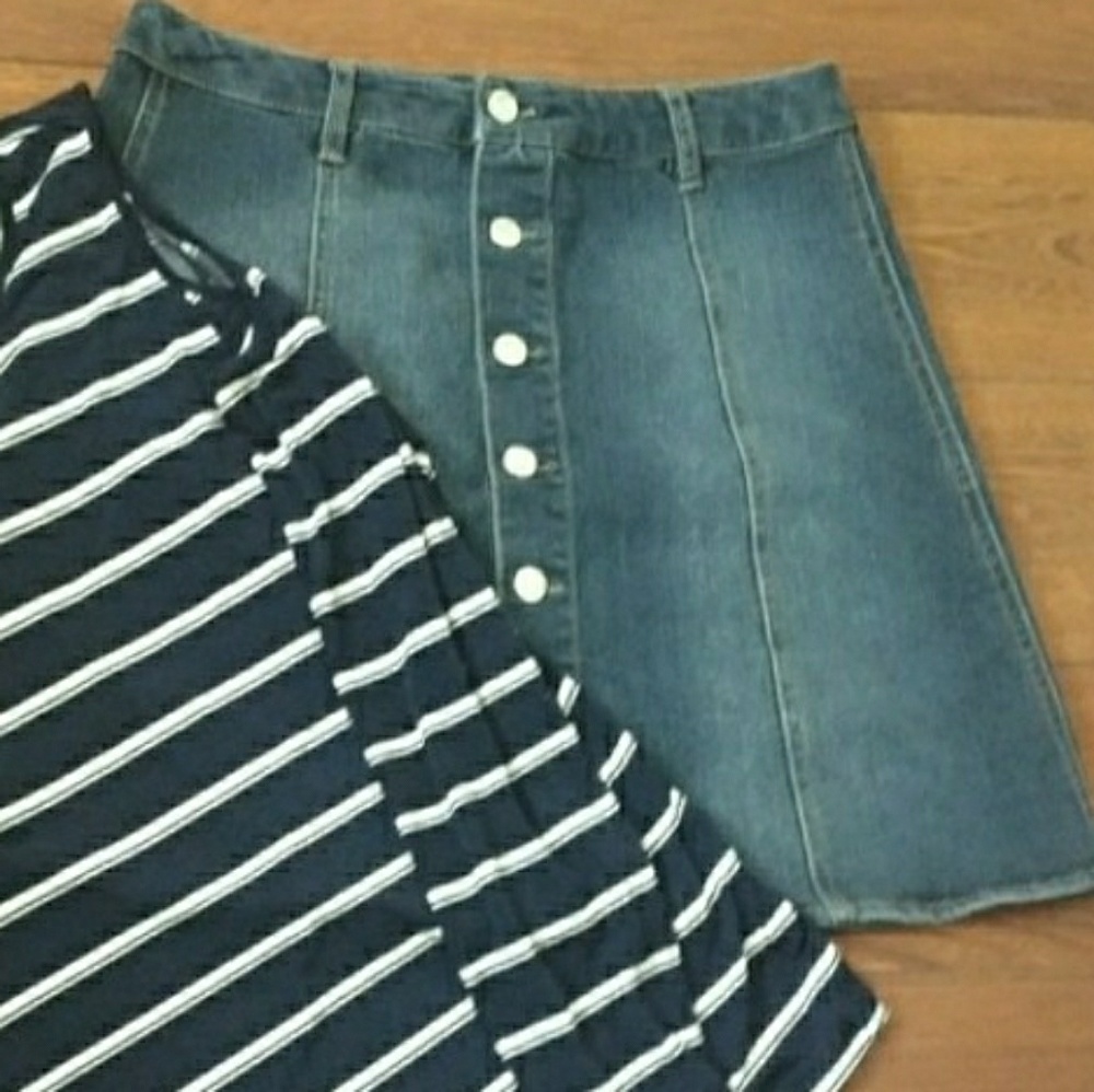 Denim Stretch Mini Skirt by Massimo, Sz 10